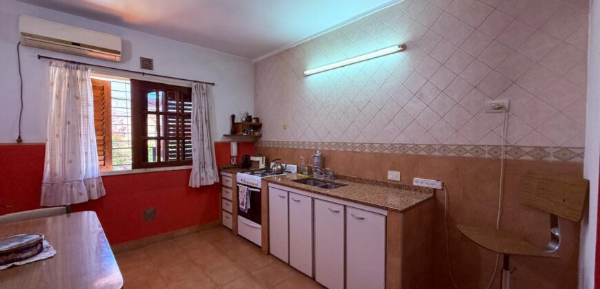 PH en Venta de Seis Ambientes en Villa Lugano con Terraza y Balcón