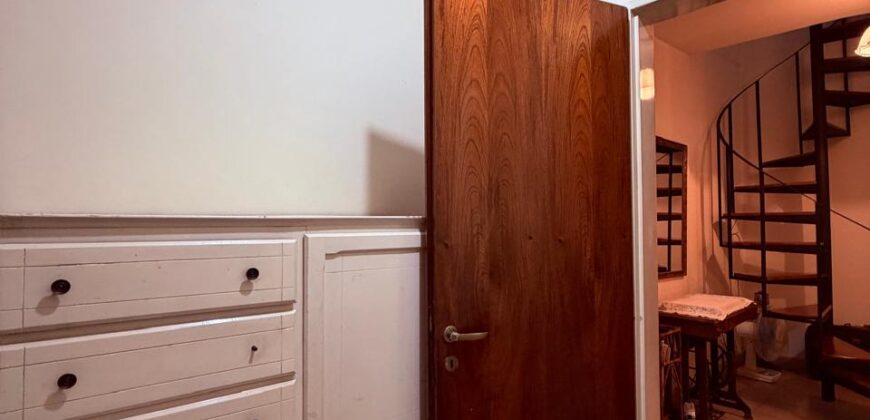 PH en Venta de Seis Ambientes en Villa Lugano con Terraza y Balcón