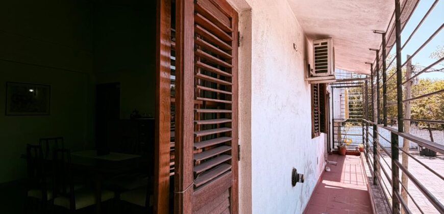 PH en Venta de Seis Ambientes en Villa Lugano con Terraza y Balcón