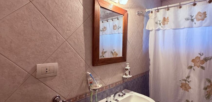 PH en Venta de Seis Ambientes en Villa Lugano con Terraza y Balcón