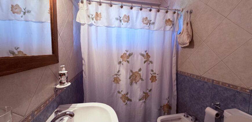 PH en Venta de Seis Ambientes en Villa Lugano con Terraza y Balcón