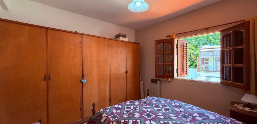 PH en Venta de Seis Ambientes en Villa Lugano con Terraza y Balcón