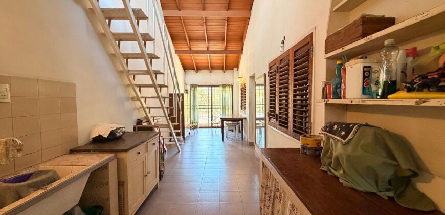 PH en Venta de Seis Ambientes en Villa Lugano con Terraza y Balcón