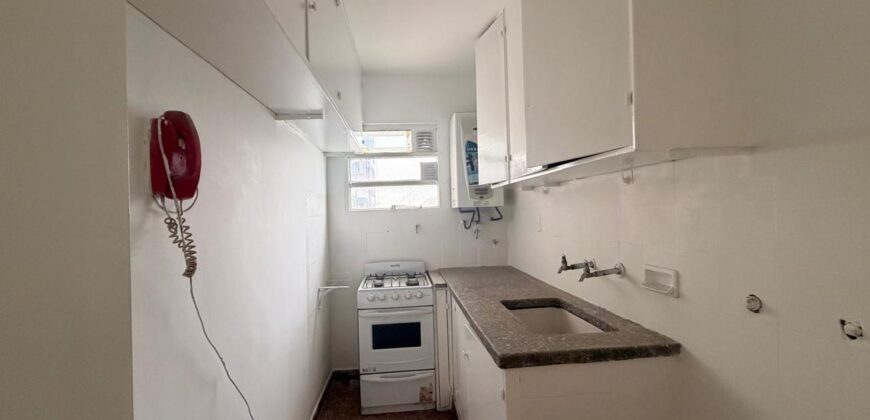 DOS AMBIENTES EN VENTA EN BARRIO CASTRO