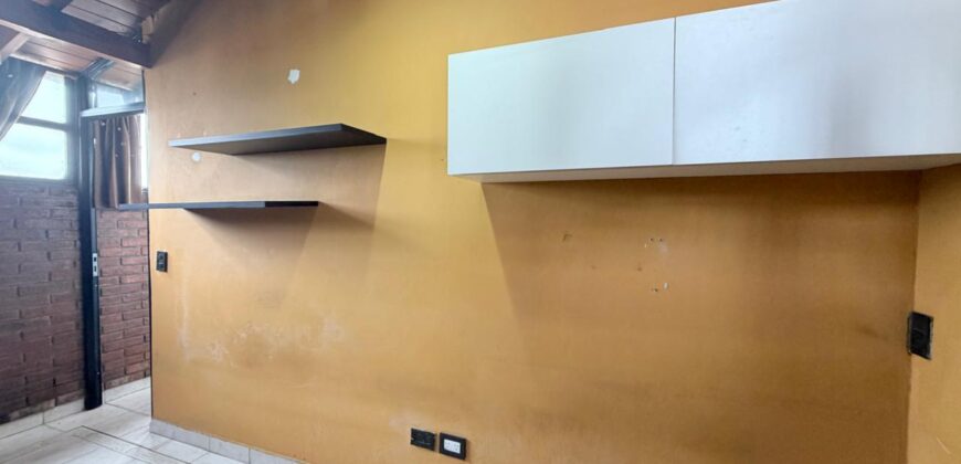 TRES AMBIENTES EN VENTA EN ULTIMO PISO VILLA LUGANO