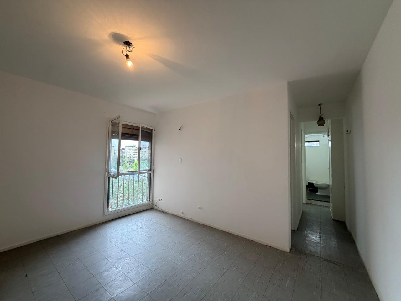 DOS AMBIENTES EN VENTA EN BARRIO CASTRO