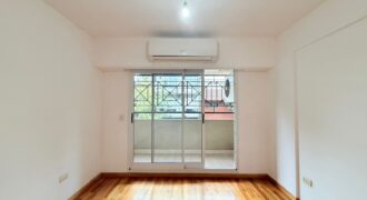 Monoambiente con Dos Balcones y Doble Ventilación en Venta