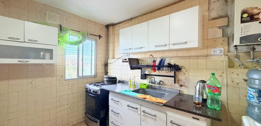 CUATRO AMBIENTES EN VENTA BARRIO PIEDRABUENA ESCALERA 11