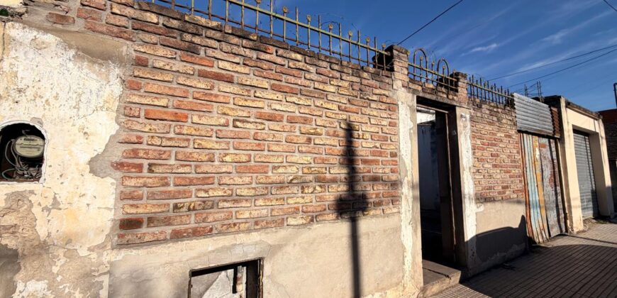 TERRENO EN VENTA CASA A REFACCIONAR VILLA LUGANO