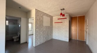 DEPARTAMENTO DE TRES AMBIENTES EN TIMOTEO GORDILLO Y AV. ROCA
