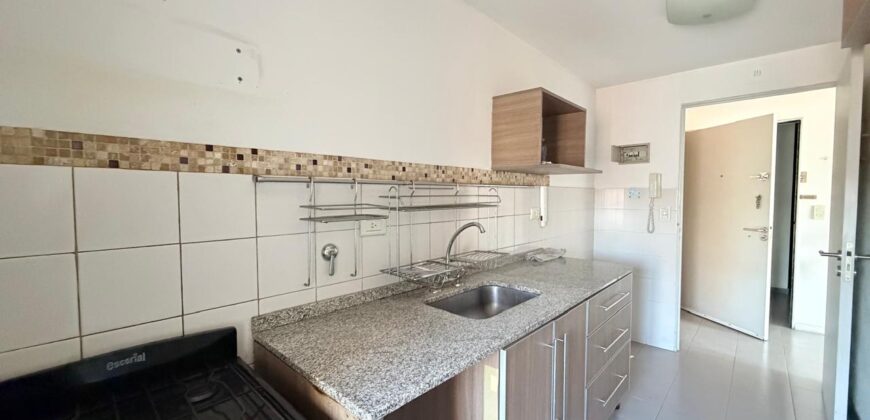 DEPARTAMENTO DE TRES AMBIENTES EN TIMOTEO GORDILLO Y AV. ROCA