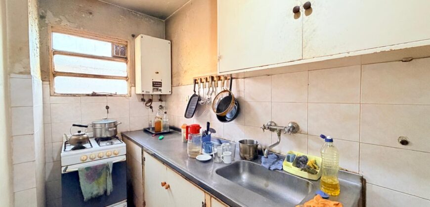 CUATRO AMBIENTES EN VENTA EN BARRIO CASTRO