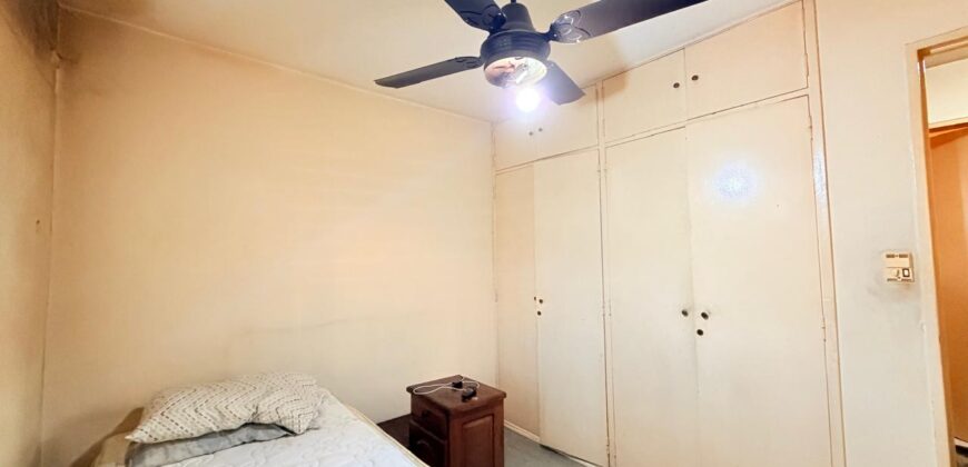 CUATRO AMBIENTES EN VENTA EN BARRIO CASTRO