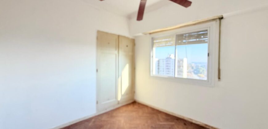 CUATRO AMBIENTES EN VENTA CON BALCÓN BARRIO GENERAL PAZ