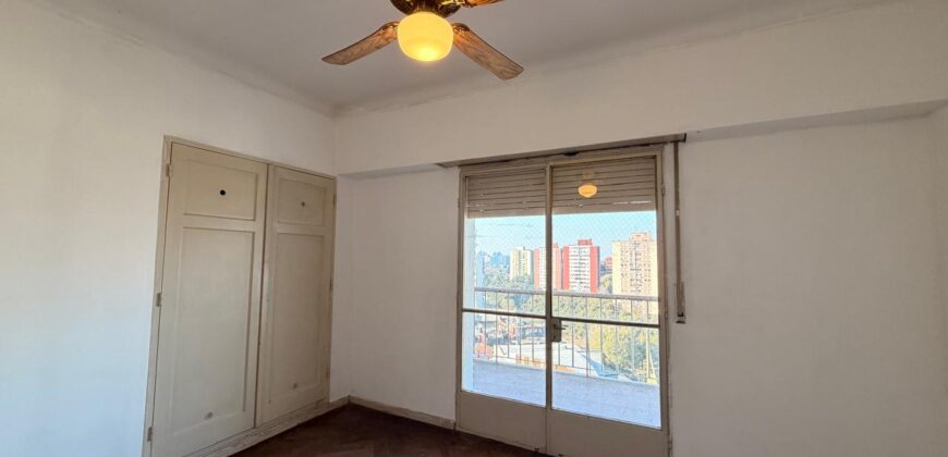 CUATRO AMBIENTES EN VENTA CON BALCÓN BARRIO GENERAL PAZ