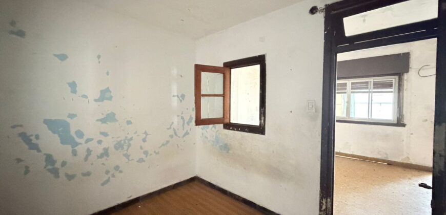 CASA EN VENTA EN MATADEROS LOTE PROPIO CON PATIO Y COCHERA