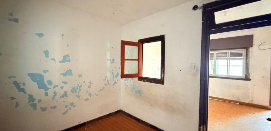 CASA EN VENTA EN MATADEROS LOTE PROPIO CON PATIO Y COCHERA
