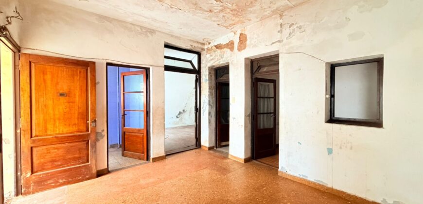 CASA EN VENTA EN MATADEROS LOTE PROPIO CON PATIO Y COCHERA