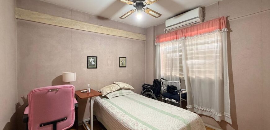 TRES AMBIENTES EN VENTA EXCELENTE ESTADO BARRIO CASTRO