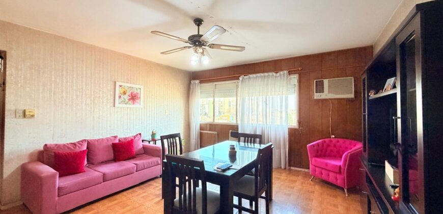 TRES AMBIENTES EN VENTA EXCELENTE ESTADO BARRIO CASTRO