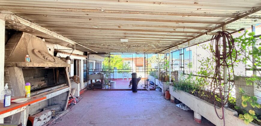 CASA EN VENTA EN EL BARRIO PIEDRABUENA