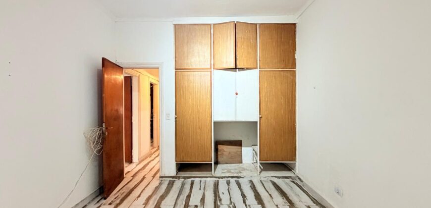 CASA EN VENTA CON GARAGE Y JARDIN EN VILLA LUGANO. A METROS DE AV. ROCA Y AV. GENERAL PAZ