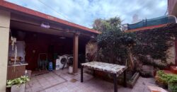 CASA EDIFICADA EN DOS PLANTAS CON PATIO Y TERRAZA EN EL BARRIO PIEDRABUENA