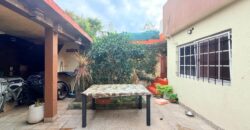 CASA EDIFICADA EN DOS PLANTAS CON PATIO Y TERRAZA EN EL BARRIO PIEDRABUENA