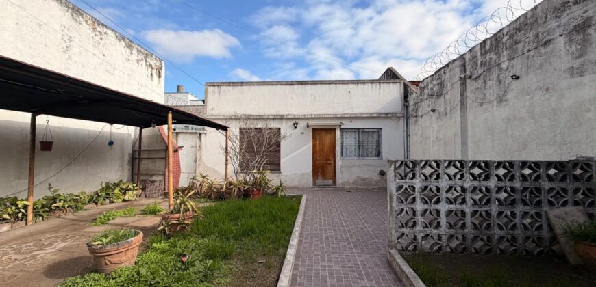 Casa En Venta Lote Propio En Villa Lugano Sobre Pasaje Hudson