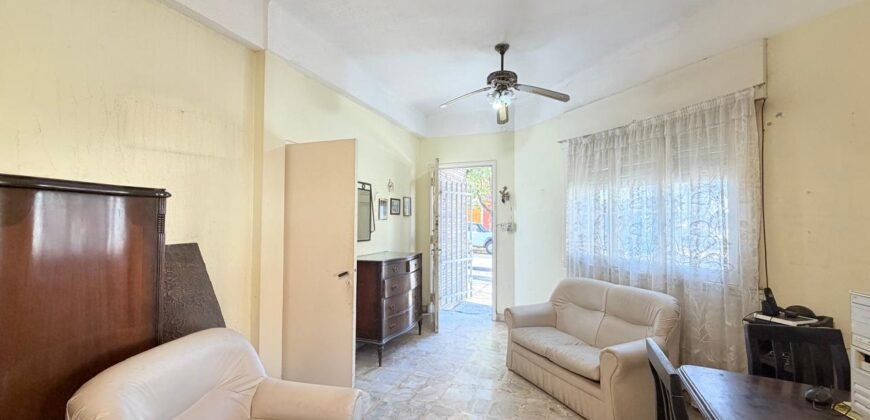 CASA EN VENTA LOTE PROPIO VILLA LUGANO SOBRE MONTIEL GARAGE CUBIERTO