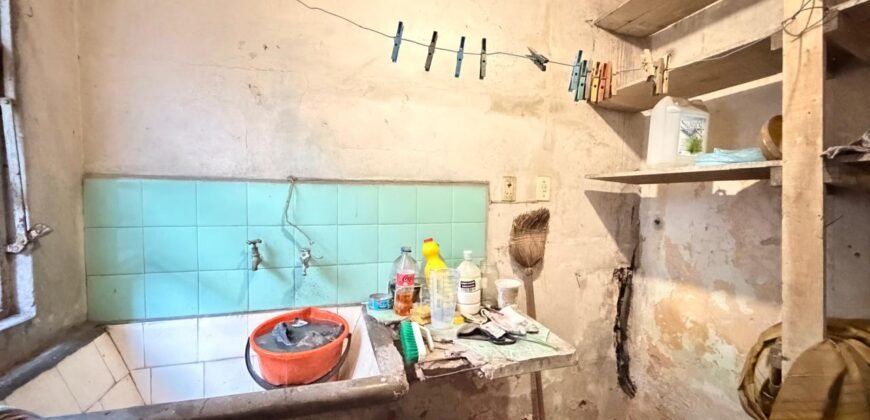 CASA EN VENTA LOTE PROPIO VILLA LUGANO SOBRE MONTIEL GARAGE CUBIERTO