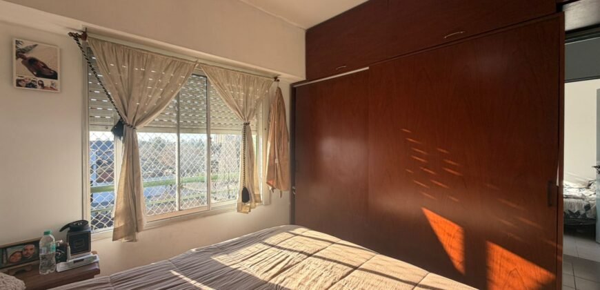 Tres Ambientes con Balcón en Venta en Villa Riachuelo