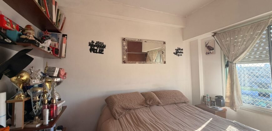 Tres Ambientes con Balcón en Venta en Villa Riachuelo