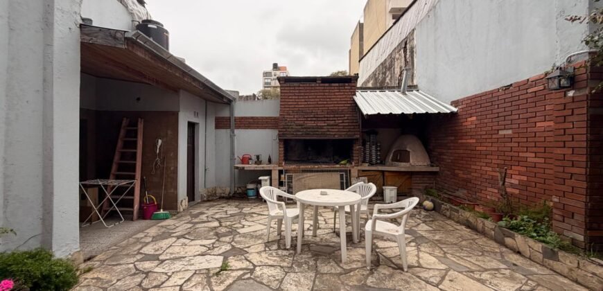 PH EN VENTA DE TRES AMBIENTES CON TERRAZA Y PATIO EN VILLA LURO