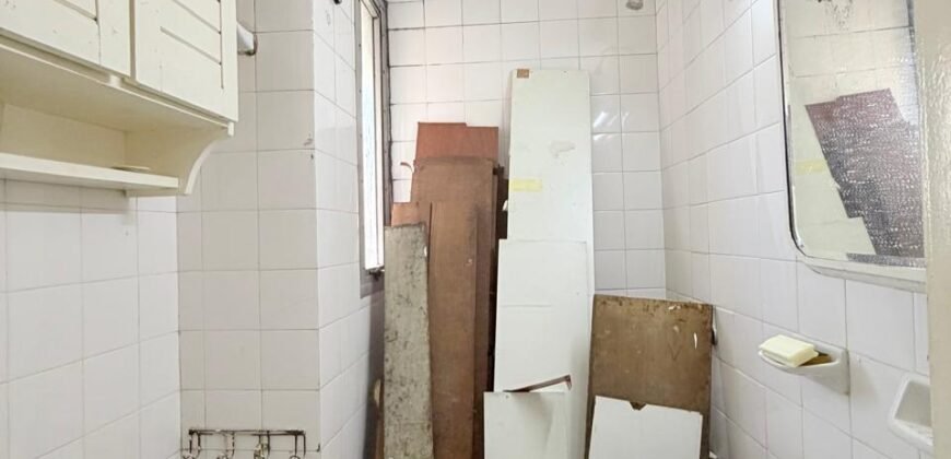 TRES AMBIENTES EN LUGANO 1 Y 2 EDIFICIO 1, BAÑO CON VENTANA