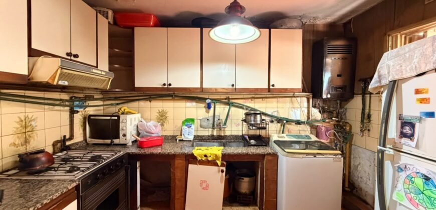CINCO AMBIENTES EN VENTA ESCALERA 22B DOS BAÑOS