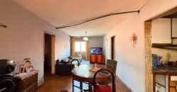 CINCO AMBIENTES EN VENTA ESCALERA 22B DOS BAÑOS