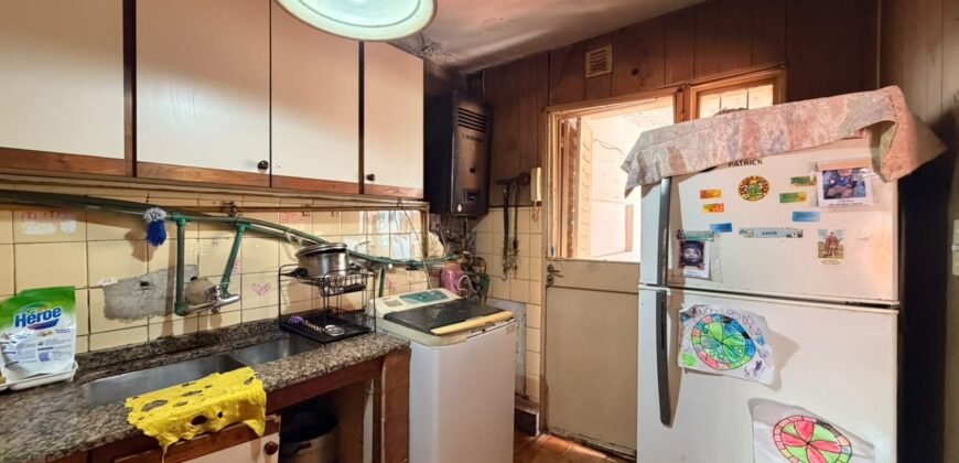 CINCO AMBIENTES EN VENTA ESCALERA 22B DOS BAÑOS