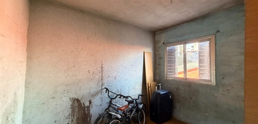 CINCO AMBIENTES EN VENTA ESCALERA 22B DOS BAÑOS
