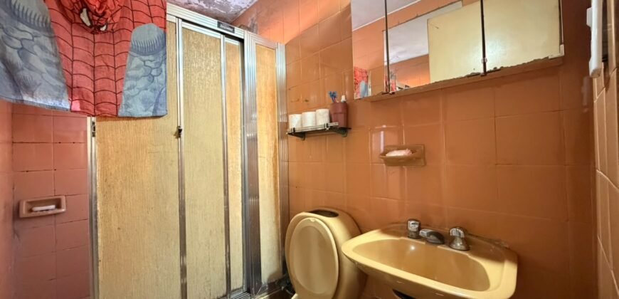 CINCO AMBIENTES EN VENTA ESCALERA 22B DOS BAÑOS