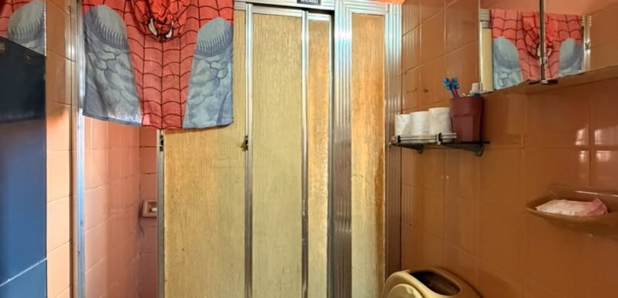 CINCO AMBIENTES EN VENTA ESCALERA 22B DOS BAÑOS
