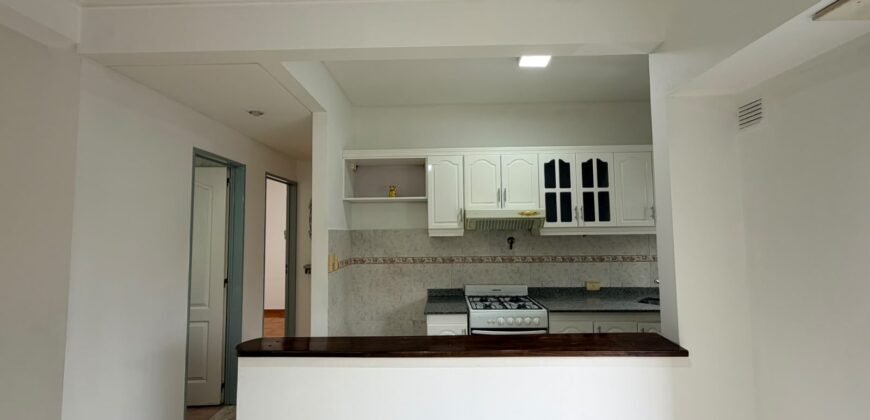TRES AMBIENTES CON TERRAZA Y BALCON EN VENTA EN LINIERS SOBRE JOSE LEON SUAREZ