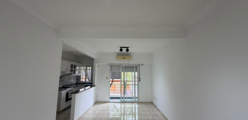 TRES AMBIENTES CON TERRAZA Y BALCON EN VENTA EN LINIERS SOBRE JOSE LEON SUAREZ