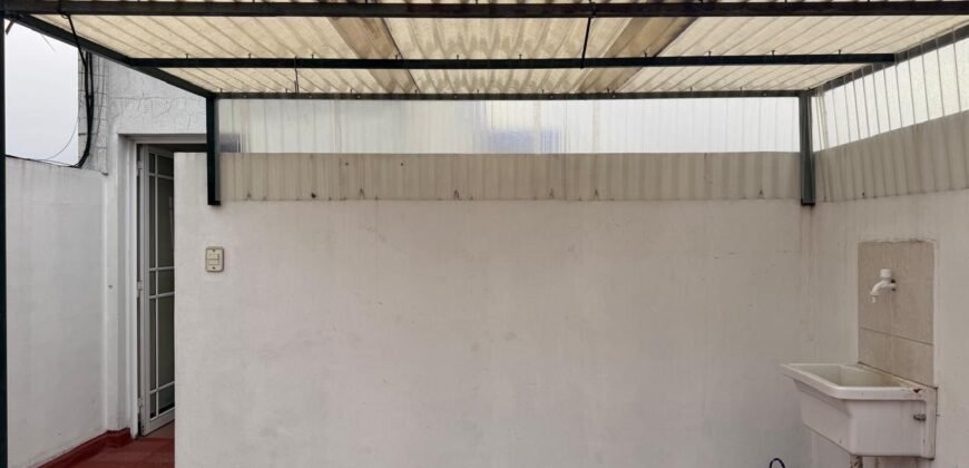 TRES AMBIENTES CON TERRAZA Y BALCON EN VENTA EN LINIERS SOBRE JOSE LEON SUAREZ