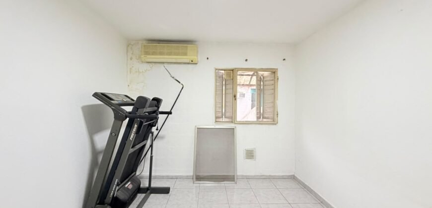 CINCO AMBIENTES EN VENTA EN EL BARRIO PIEDRABUENA ESCALERA 42